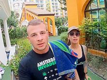 Amateurs doing a gym workout before having sex on camera in the hotel