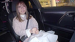 【激カワ大学生】22歳【夢は教員】ゆいちゃん参上！家庭教師のバイトをする彼女の応募理由は『複数の男の人に精子掛けられたいんです。。。』AV見過ぎて性癖を拗らせた女子大生！付いたあだ名が【エロ委員長】