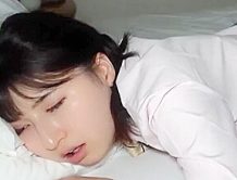 元も※クロ似！ミッション私立の美白ハーフ顔制服女子