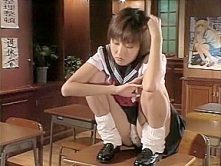 野原りん全身タイツ Naughty shcool girl wearing spandex catsuit.
