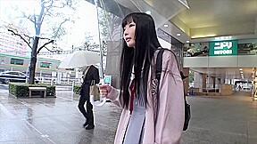 黒髪ロングストレート前髪ぱっつんの美少女よんひゃくにじゅう