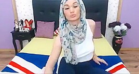 hijab slut show boobs