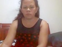 Hot philipino milf marites doing cam sex