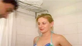 JEUNE TURCBAISEE AU BAIN