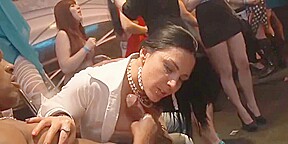 Nikkilee In Sex Club 3