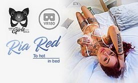 Ria Red – Too Hot in Bed – KinkyGirlsBerlin