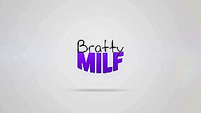 Stepmom Loves Morning Wood – S2:E4 – Brattymilf
