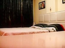 Travesti Yasli Teyzeyi Sikiyor