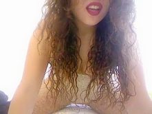 Türkish hotlipsx onbedroom playing