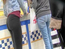 Ass Shoping at the Mall 2