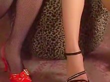 Best Japanese model Nurie Mika in Hottest Cougar JAV video