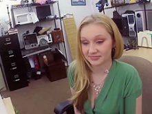 Big ass hottie fucked doggystyle for moolah by a broker