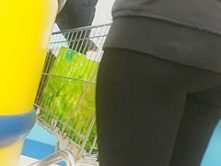 candid. 9