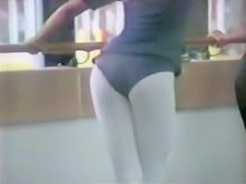 Candid gym Teen ass bending over stretching