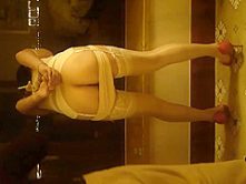 Chinese Girl First Try Buttplug
