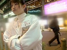 トリプルA級の美ボディでお漏らししまくるガールズバー娘ｗ