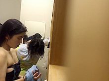 某有名私立高校高校女子生徒更衣室盗撮動画