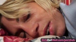 Girls Out West – Australian girl massaging her clitoris