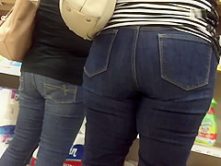 Mommy Asses in Jeans