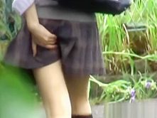Pissing japanese ho park