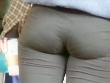 Sexy skinny ass at starbucks