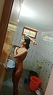 Bhabhi Shaving Video In Bathroom – Leaked Desi
