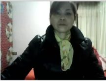 Chinese granny can’t live without to play