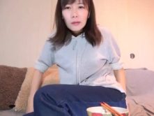 Farting during eat