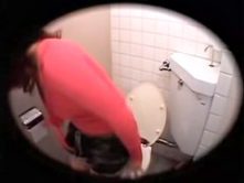 Horny Japanese bitch went to a WC to play with a sex toy