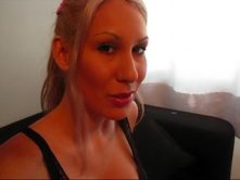 JOI – M1ss M1nxie – humiliation footlicker with countdown