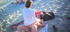 voyeur swinger beach sex