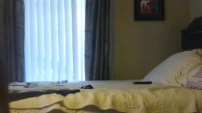 why cant they all suck cock like sara